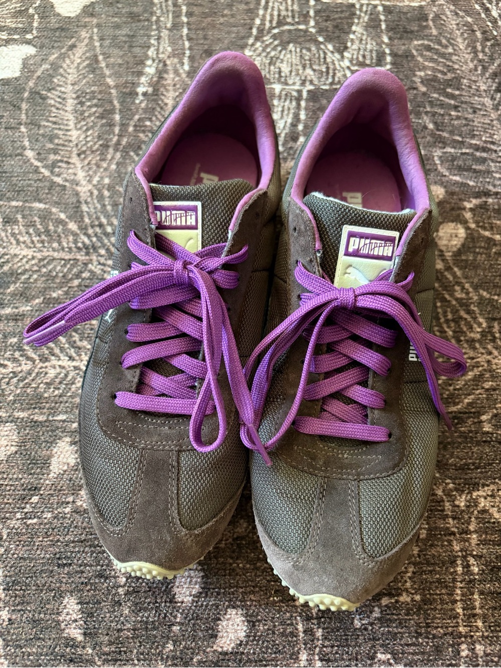 Puma Sneakers
